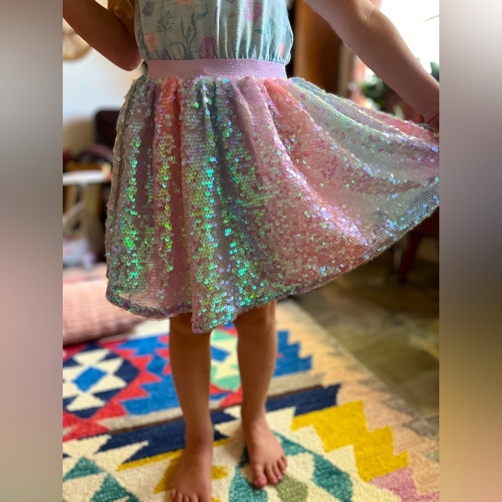 Disney iridescent sequin skirt- girls 5/6